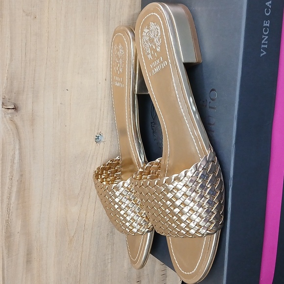 Vince Camuto Meren Woven Metallic Sandals In Gold 7.5M - Picture 3 of 8